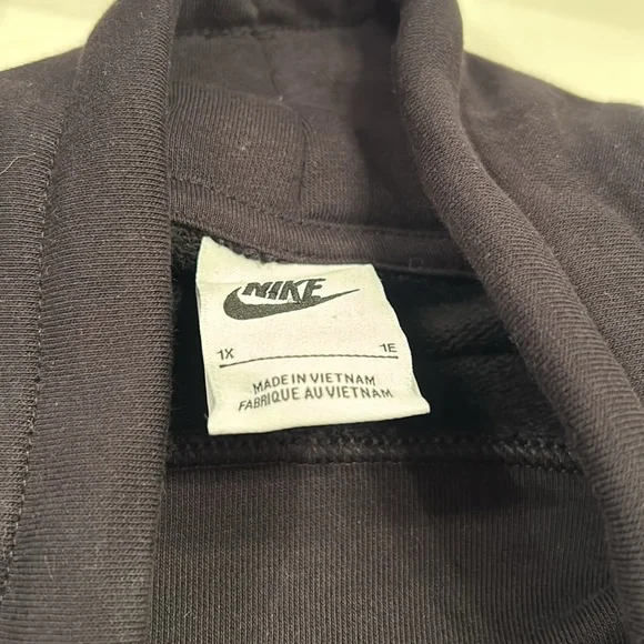Nike Oversized Fit Plus Sweatshirt - Picture 6 of 9